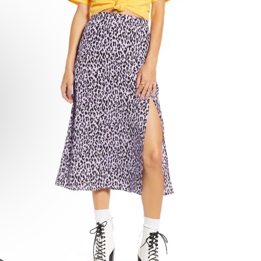 BP x Claudia Sulewski Front Slit Midi Skirt. Size 1X